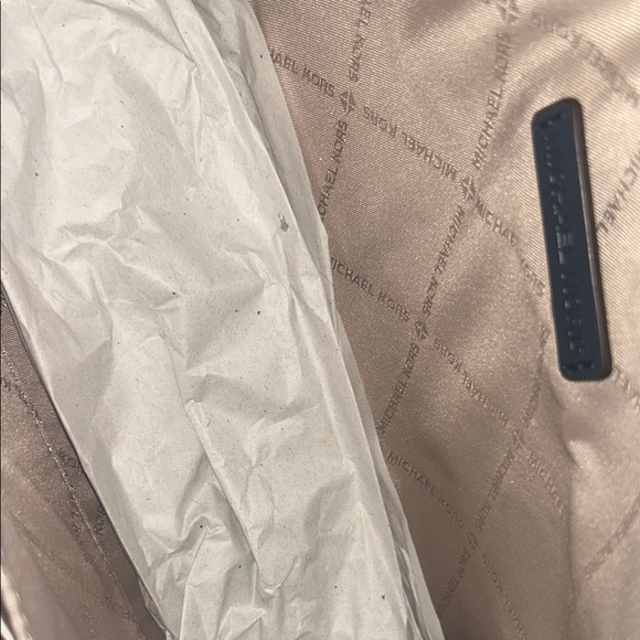 Michael Kors Vincent Shoulder Purse